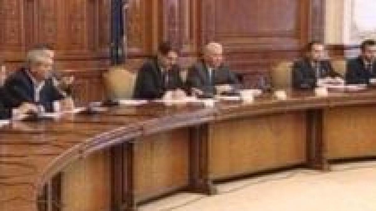 toti ministrii cabinetului boc au fost avizati favorabil de comisiile de specialitate ale