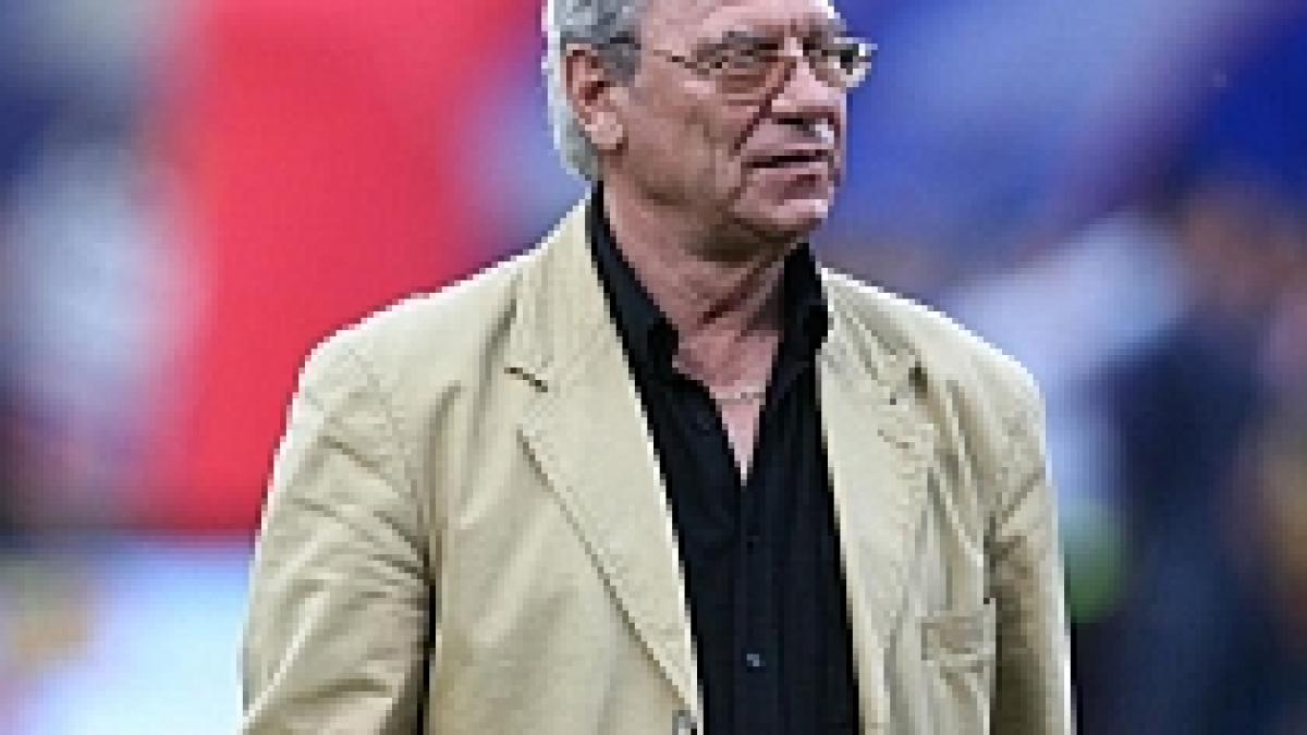 ienei crede ca steaua ar trebui sa se bazeze pe jucatorii sai trimisi la buzau