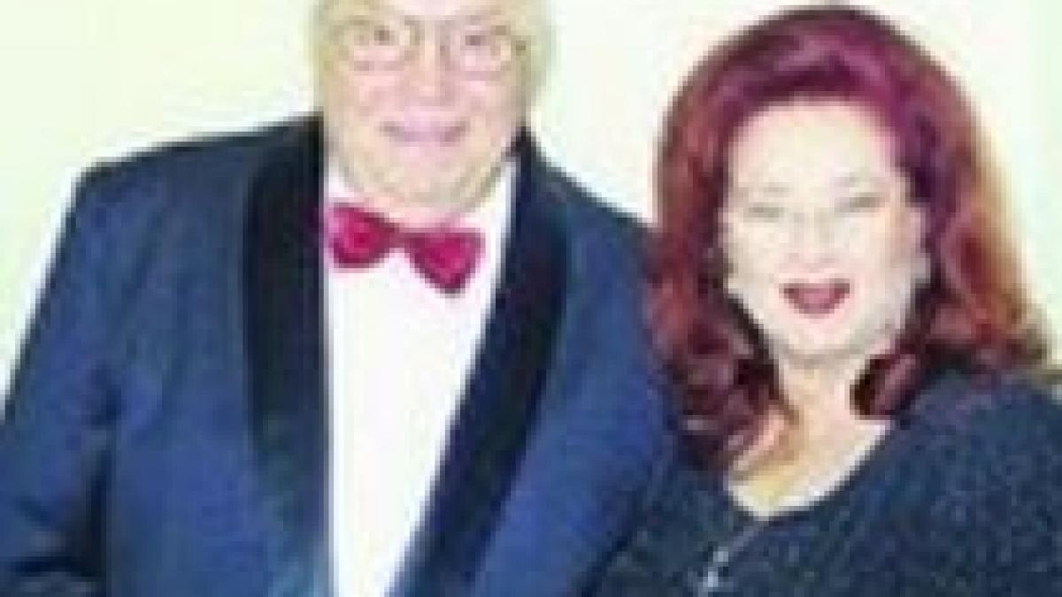 stela si arsinel in spectacolul aplauze aplauze dedicat celor 30 de ani de cariera