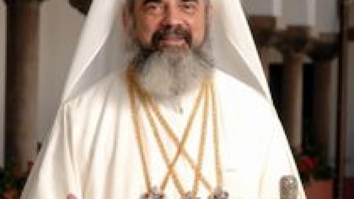 patriarhul daniel familia crestina se confrunta cu criza economica criza morala si cea spirituala