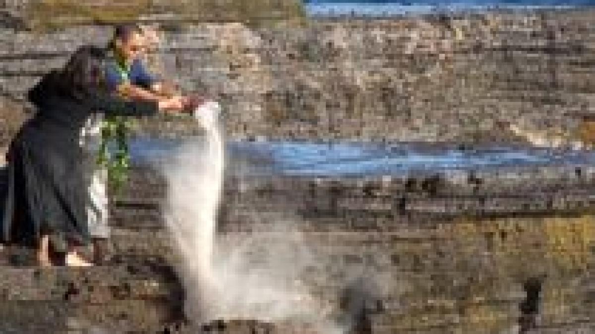 barack obama a imprastiat cenusa bunicii sale