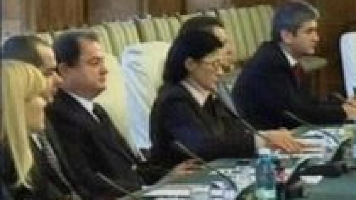 guvernul boc taie din cheltuieli ministrul de finante vrea deficit de 1 7 din pib