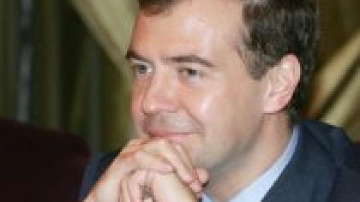medvedev saakasvili are probleme la creier rusia se pregatise pentru un razboi cu georgia