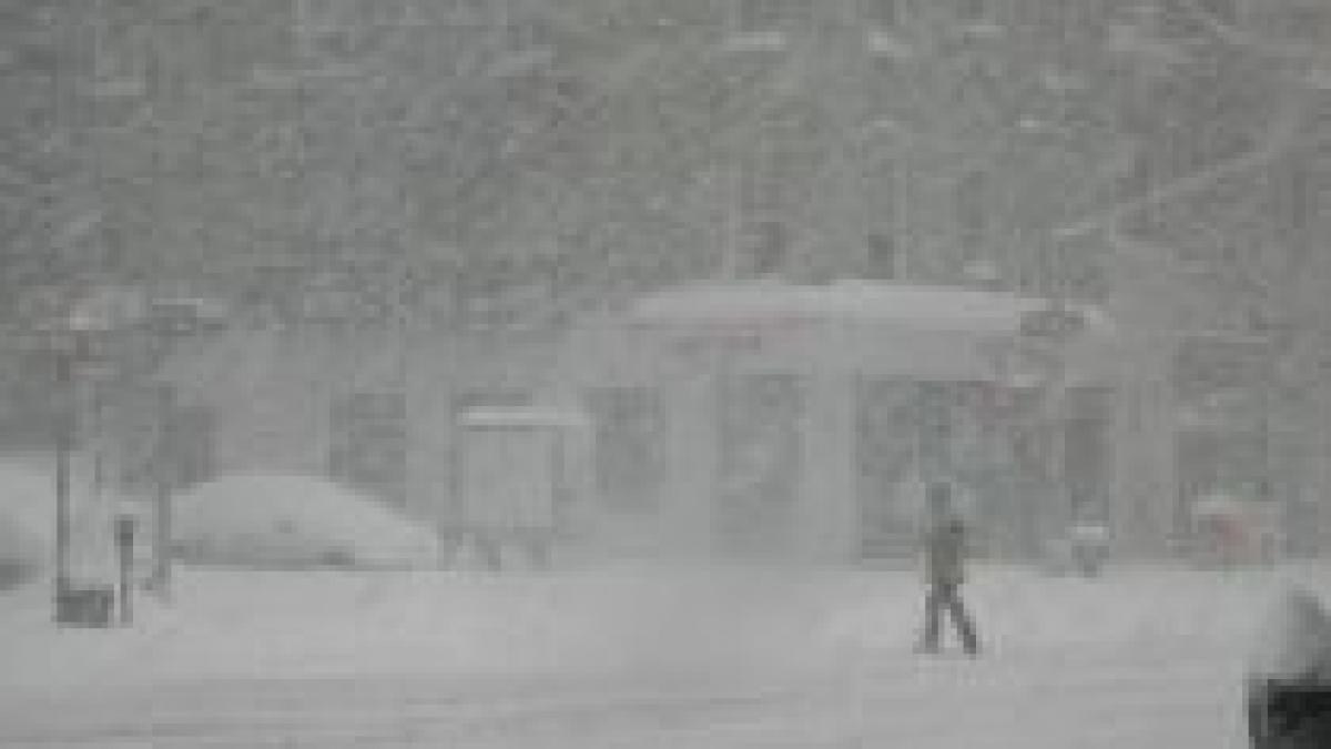 sua zeci de accidente rutiere din cauza furtunilor de zapada si poleiului