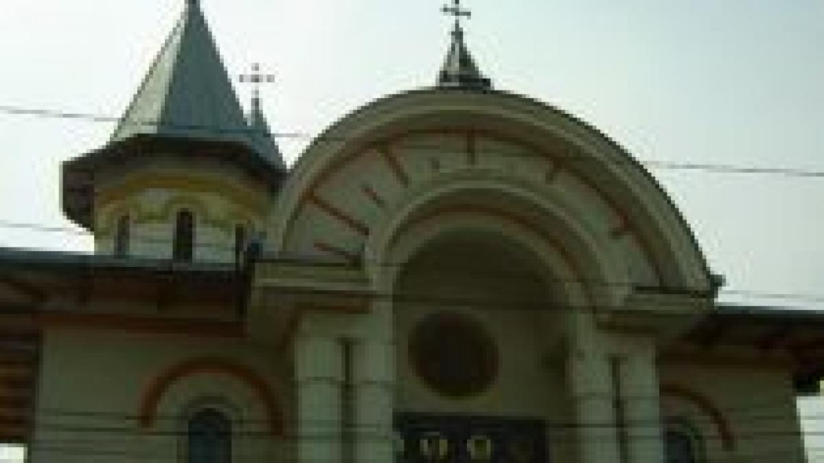 doi barbati au spart sase biserici in zilele de craciun