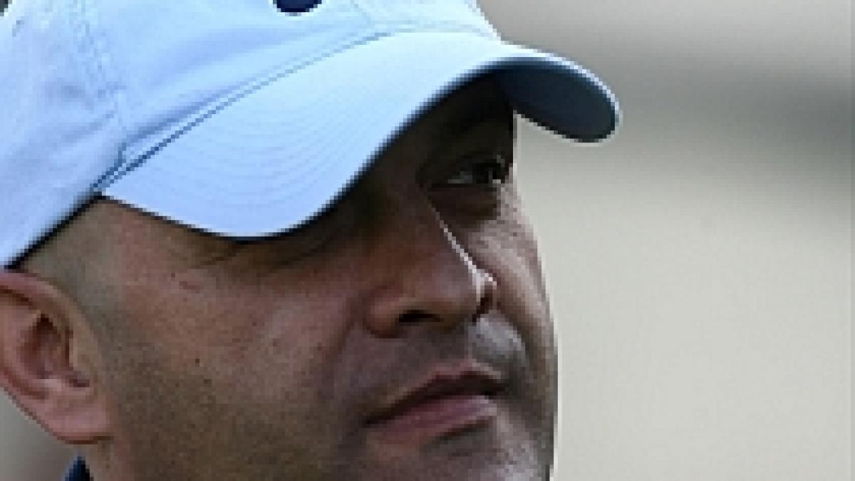 lumea fotbalului balint e antrenorul perfect pentru timisoara