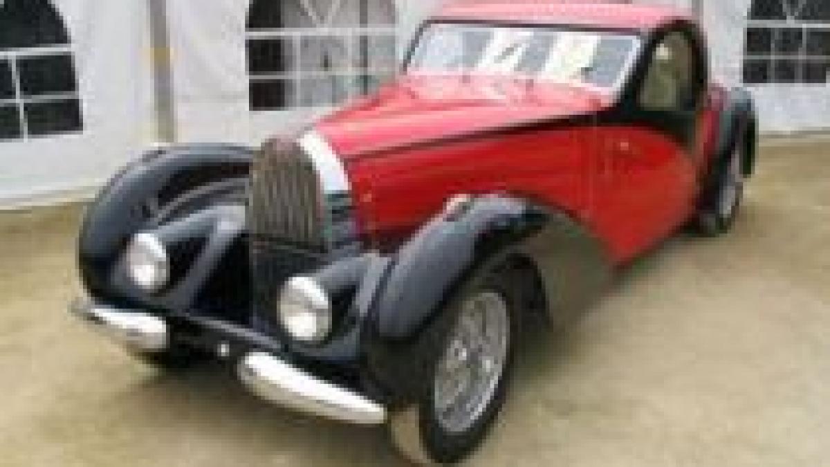 un bugatti din 1937 scos la licitatie dupa ce a stat 50 de ani in garaj