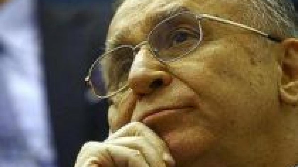 iliescu eliminarea cumului pensiei cu salariul de la stat poate crea mari probleme in numeroase