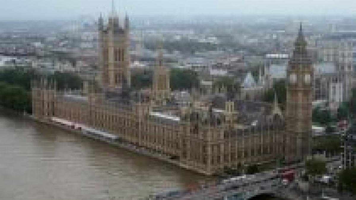 londra criticata pentru ca a suplimentat numarul de romani si bulgari la munca sezoniera