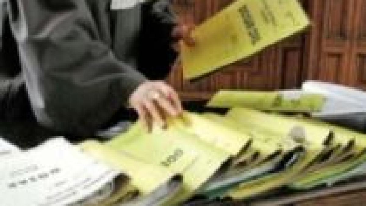 codurile din justitie retrase din parlament pentru imbunatatiri dupa doua luni in care au asteptat