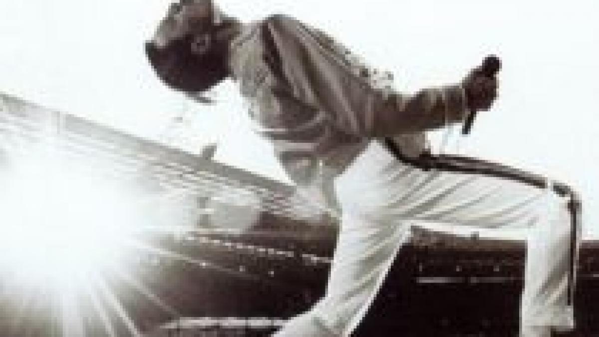 freddie mercury a fost desemnat zeul muzicii rock de fanii britanici