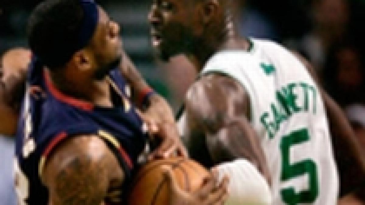 cleveland cavaliers domina conferinta de est si trec de boston celtics cu 98 83 video