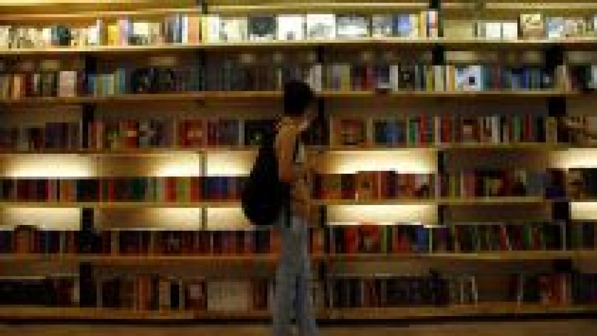 eveniment interactiv despre cultura cucuteni la libraria carturesti