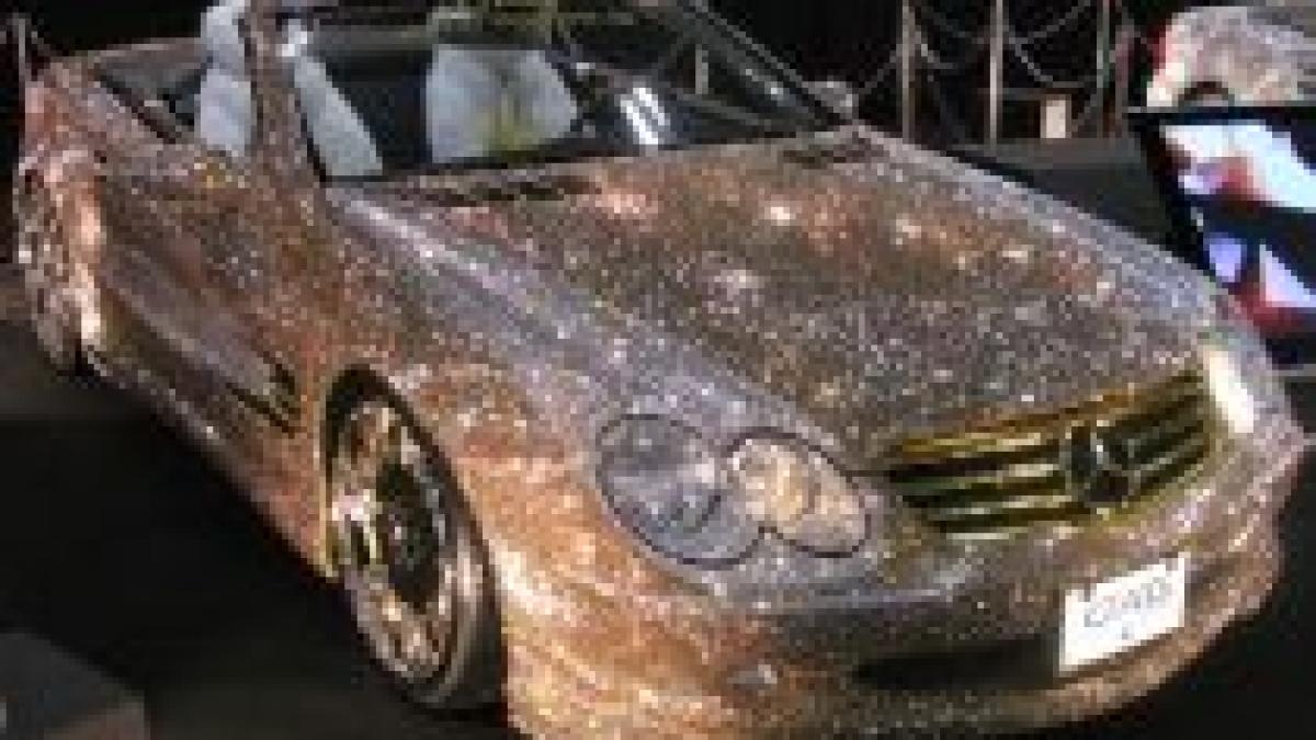 luxury crystal benz mercedes ul placat cu 300 000 de cristale swarovski