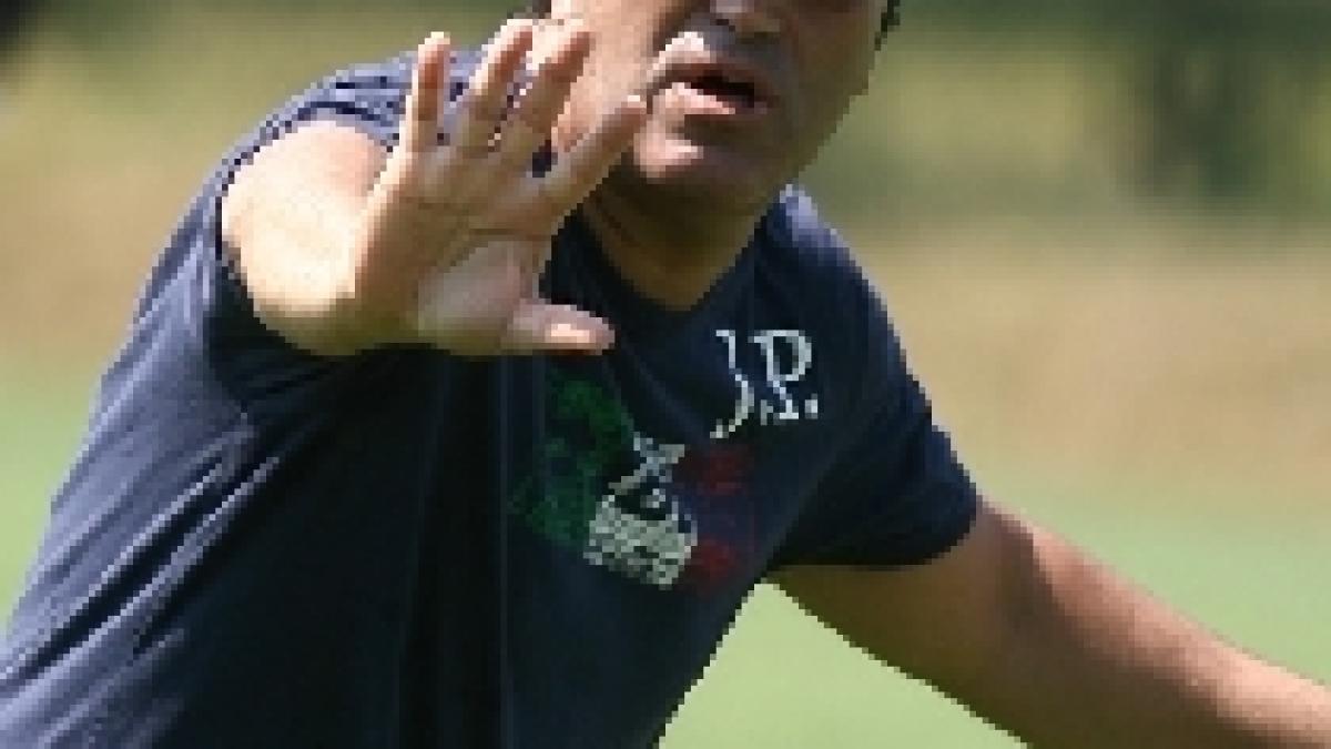 peseiro isi reziliaza contractul cu rapid si ameninta cu un memoriu la fifa