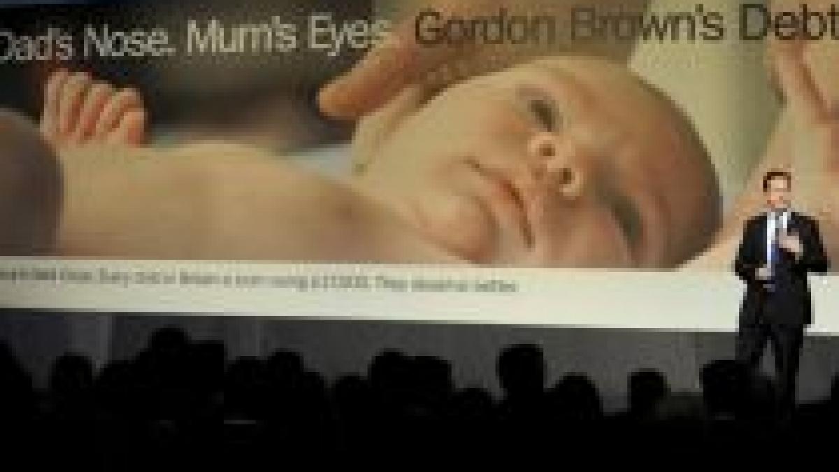 fiecare copil din marea britanie se va naste dator cu 17 000 de lire