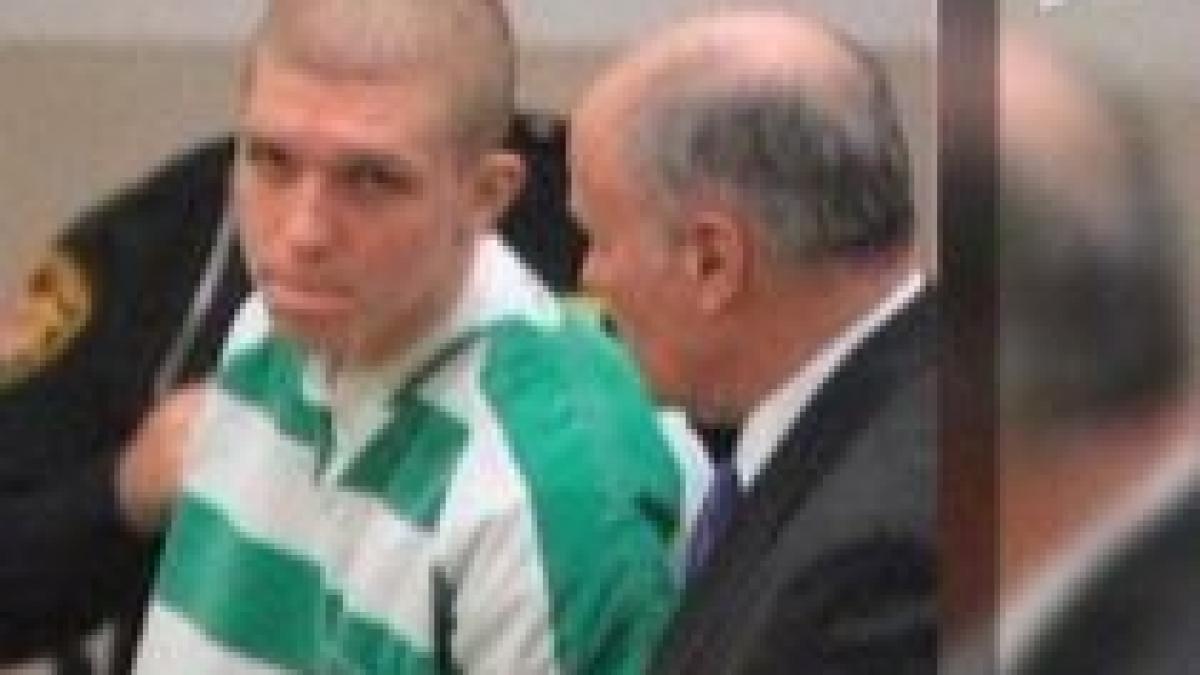 sua si a impuscat parintii pentru ca nu il mai lasau sa se joace pe calculator