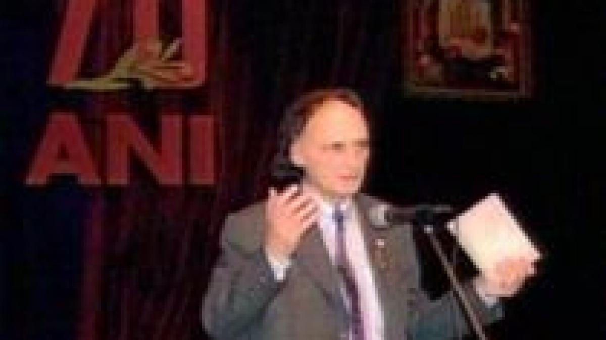 poetul grigore vieru nu va fi transportat la un spital din bucuresti din cauza starii grave de