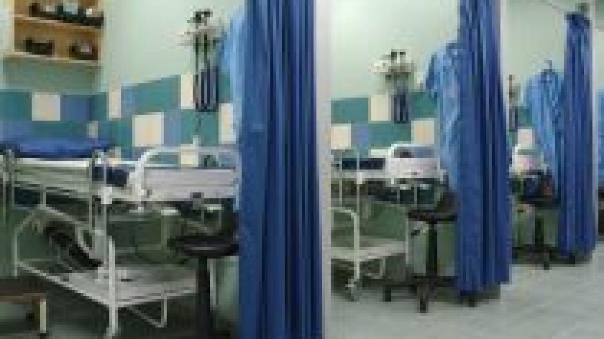 programul ministerului sanatatii de a construi 28 de spitale de urgenta ar putea fi stopat