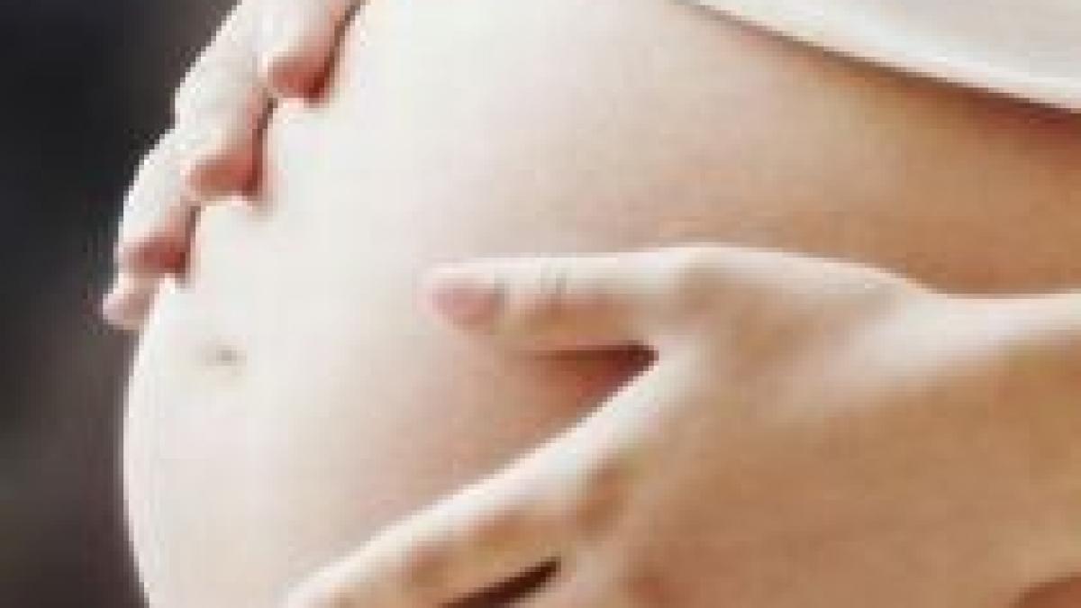 parintii nu se ingramadesc la indemnizatiile pentru cresterea copiilor