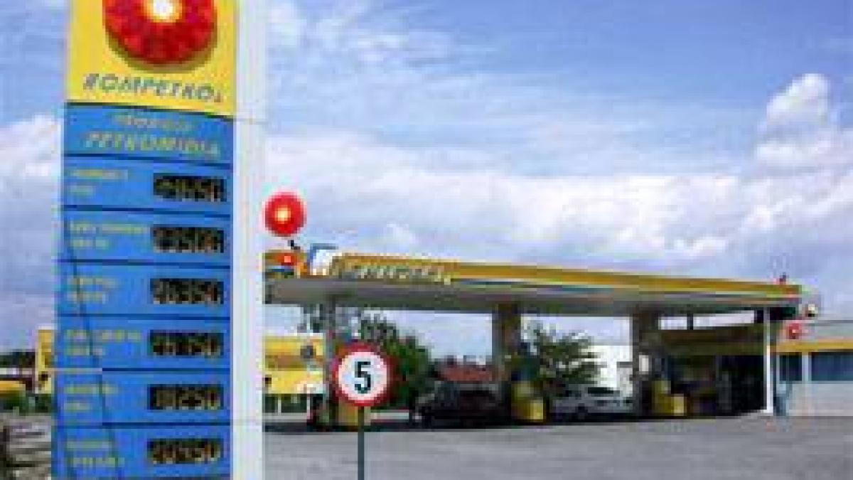 rompetrol a scumpit benzina si motorina cu inca trei bani pe litru