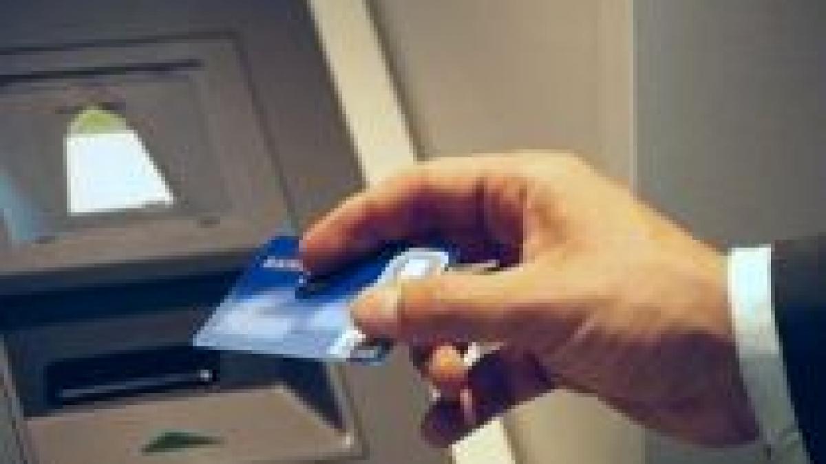 o banca americana si a sistat tranzactiile din europa dupa fraude comise de infractori romani