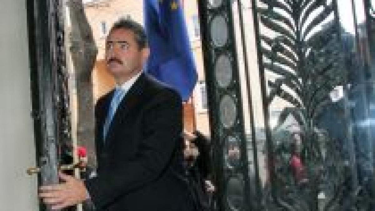 reprezentantul romaniei la fmi romania va cunoaste criza dar va ramane pe plus