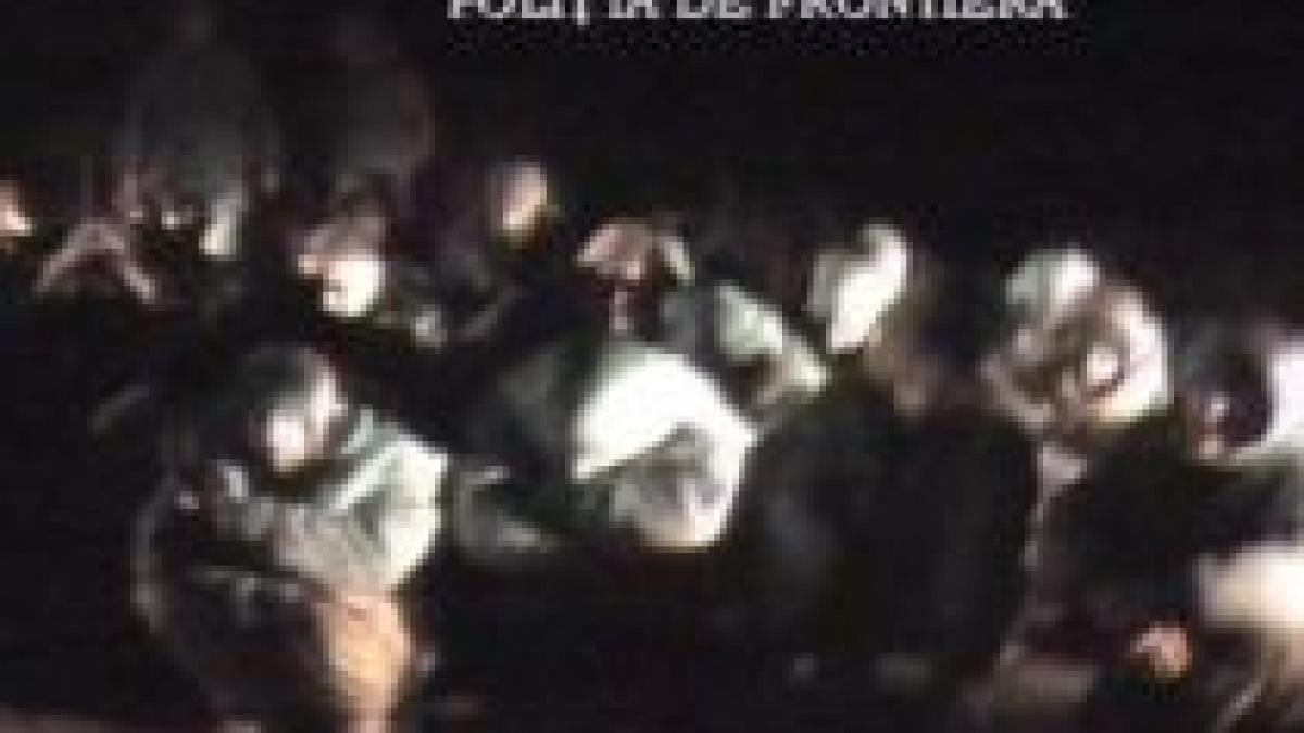 focuri de arma la frontiera 25 de asiatici au incercat sa patrunda fraudulos in romania
