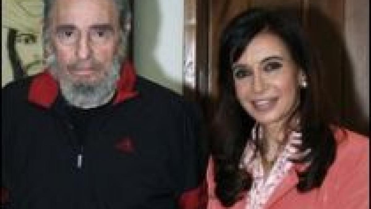 o fotografie recenta a lui fidel castro prezentata de presa de la havana