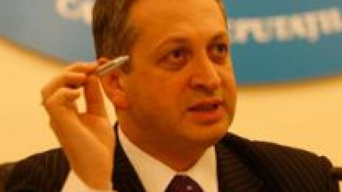 fenechiu candidatul pnl pentru prezidentiale desemnat dupa model american