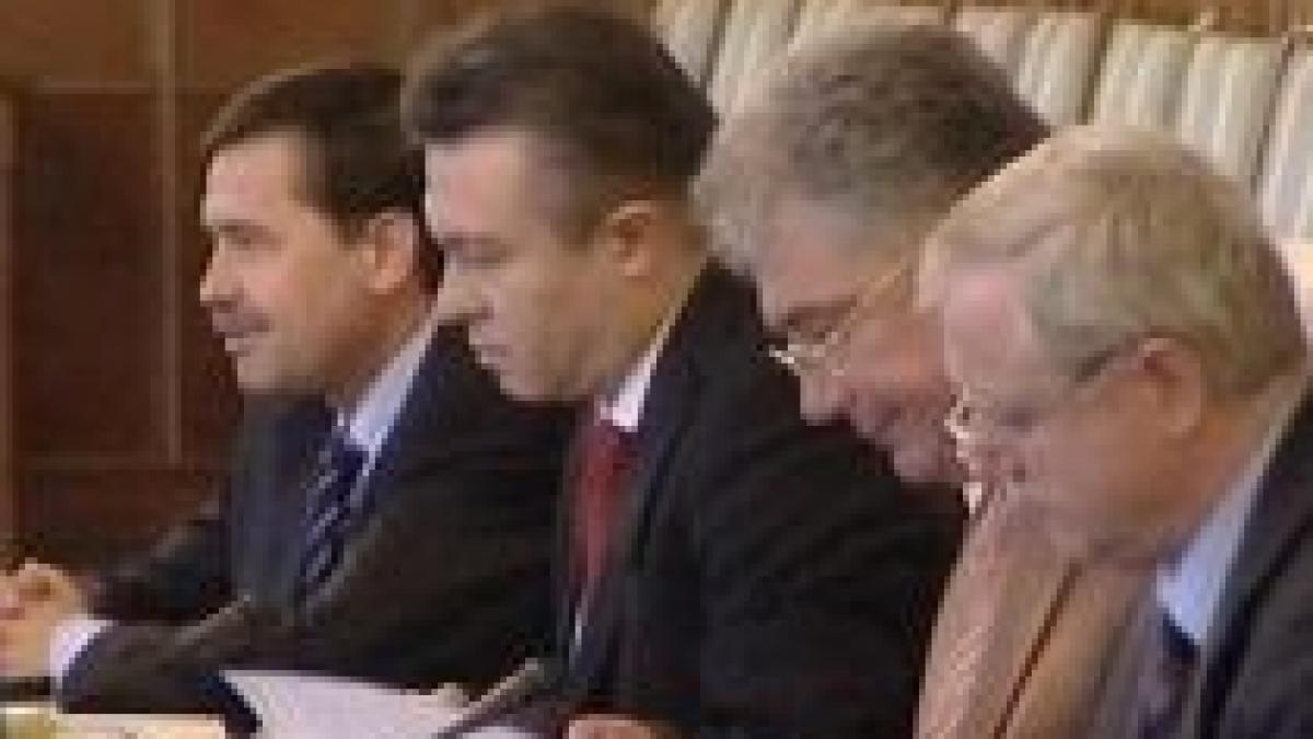 guvernul a alocat 6 din pib pentru educatie si 0 8 pentru cercetare