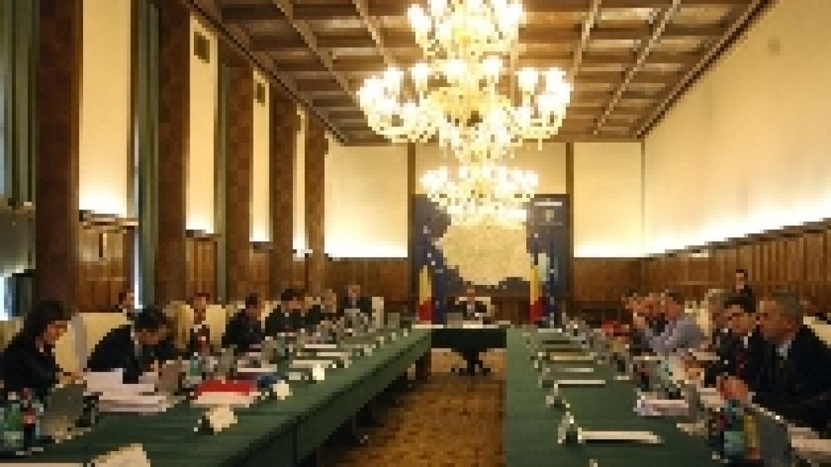 masurile anti criza anuntate de guvern capitalizarea cec si suprataxarea produselor de lux