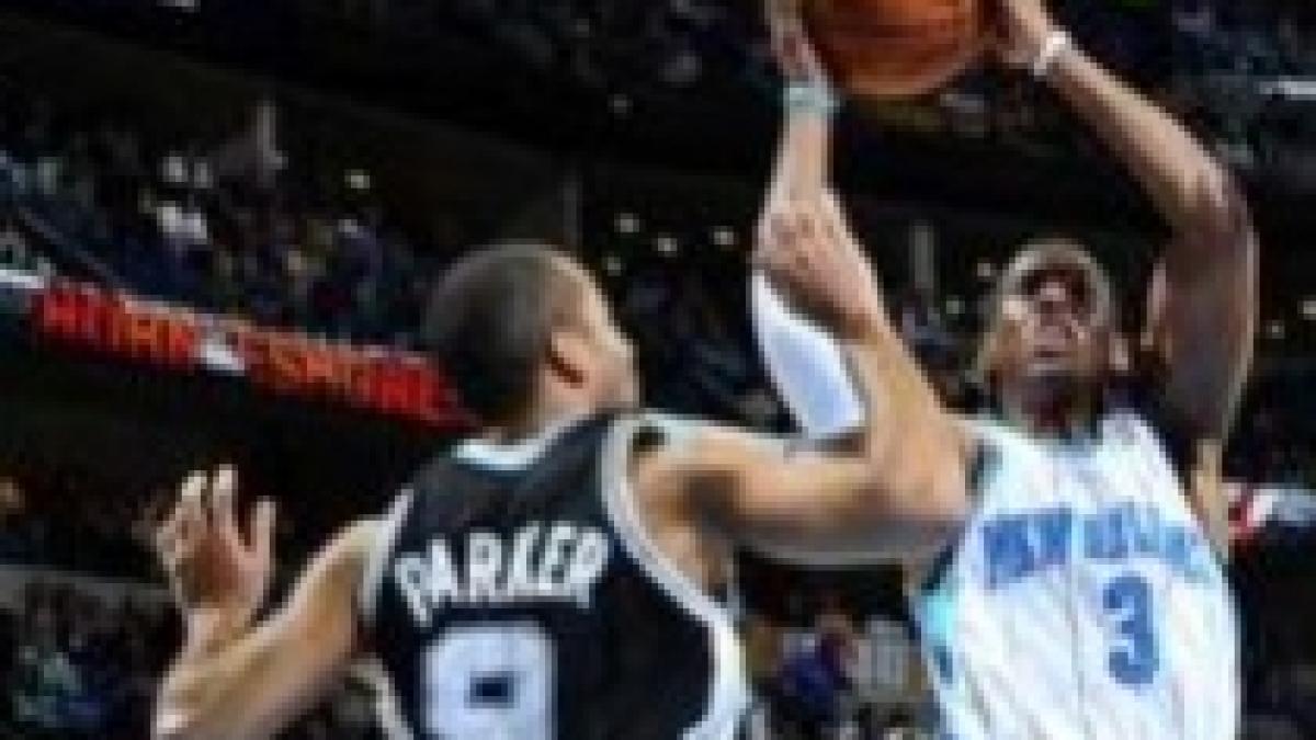 hornets pierde la spurs in ciuda celor 38 de puncte inscrise de paul