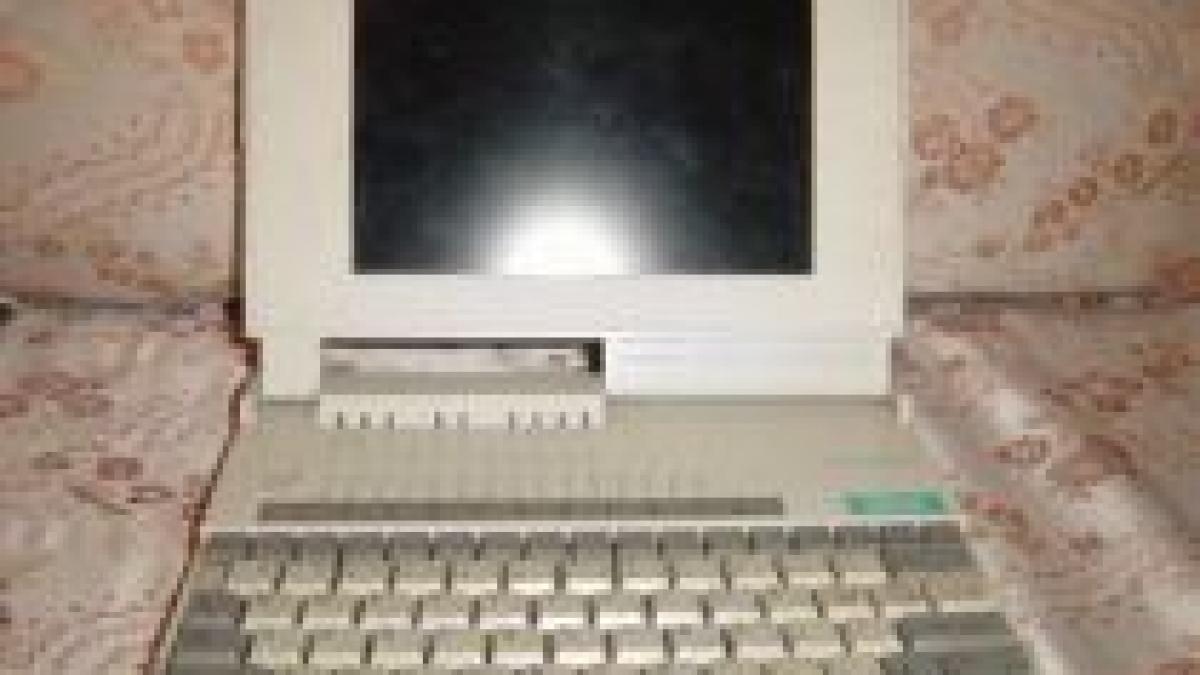 india va lansa pe piata laptopul de 10 dolari