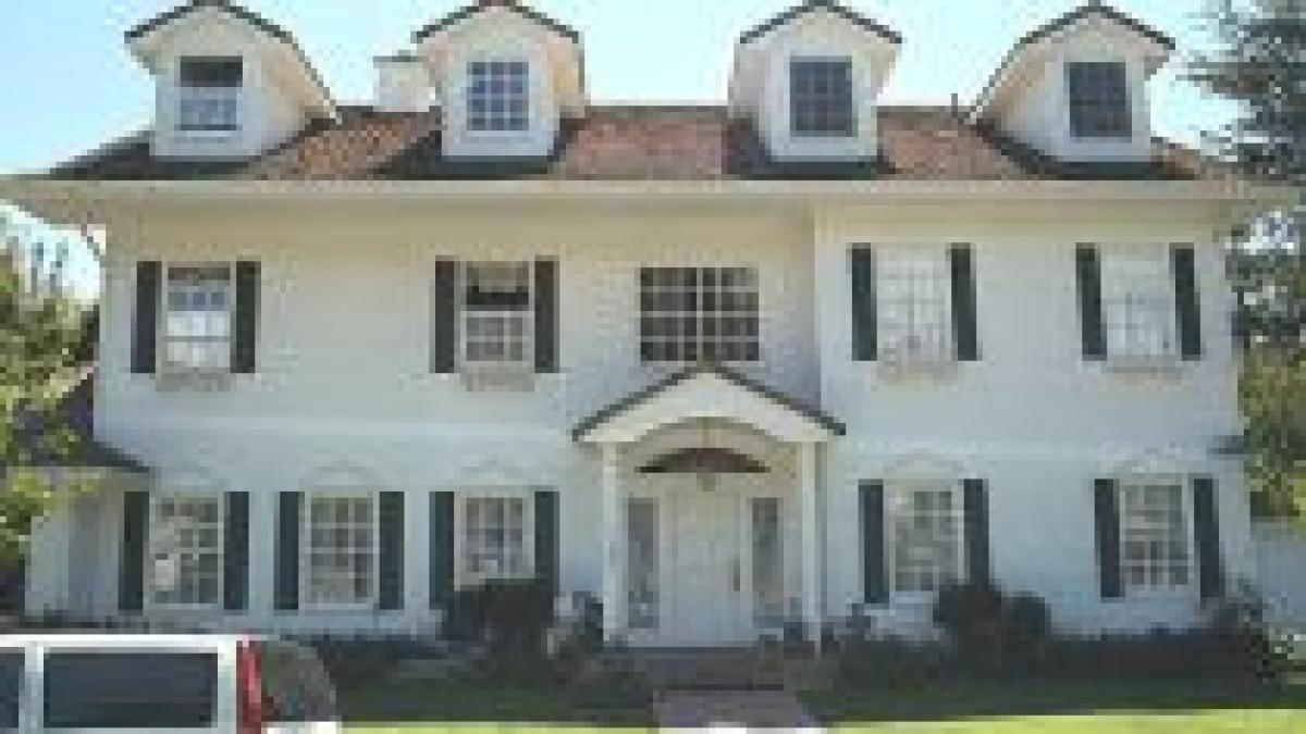 beijingul urmeaza sfatul lui tariceanu chinezii fac excursii in sua sa isi cumpere case