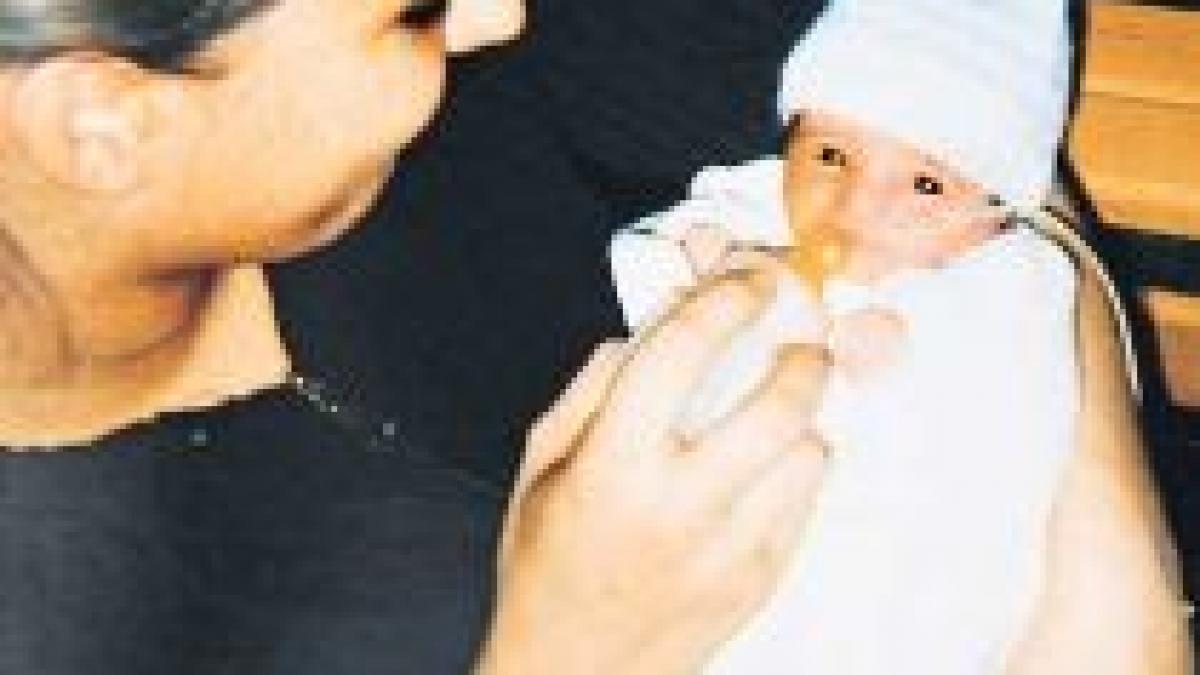 fetita care nu mai creste ii surprinde pe medicii din marea britanie