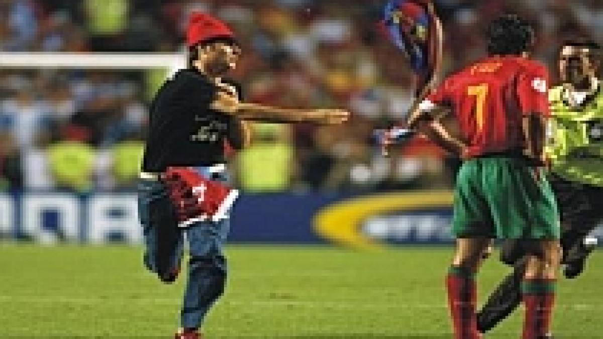 exhibitionistul piesa care completeaza puzzle ul spectacolului din sport video