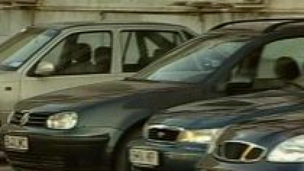 cancelaria premierului a cheltuit 2 5 milioane de euro pentru intretinerea masinilor numai in 2008