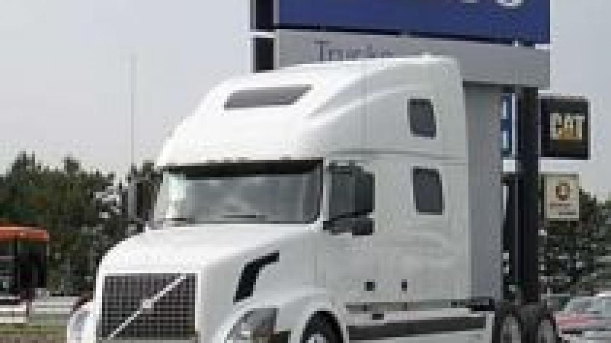 constructorul de camioane volvo a inregistrat pierderi de 95 milioane euro in ultimul trimestru al