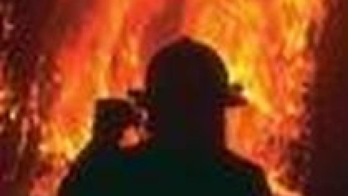 incendiu putrenic la fabrica de cauciucuri de la telechiu