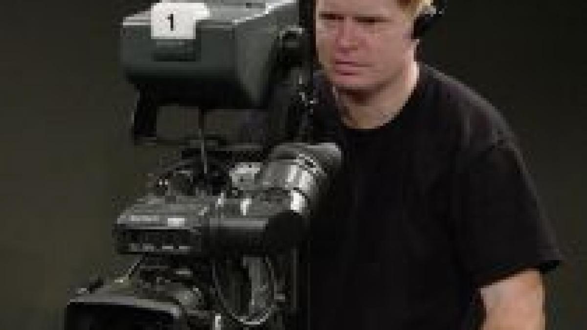 parlamentarii vor sa controleze toate televiziunile