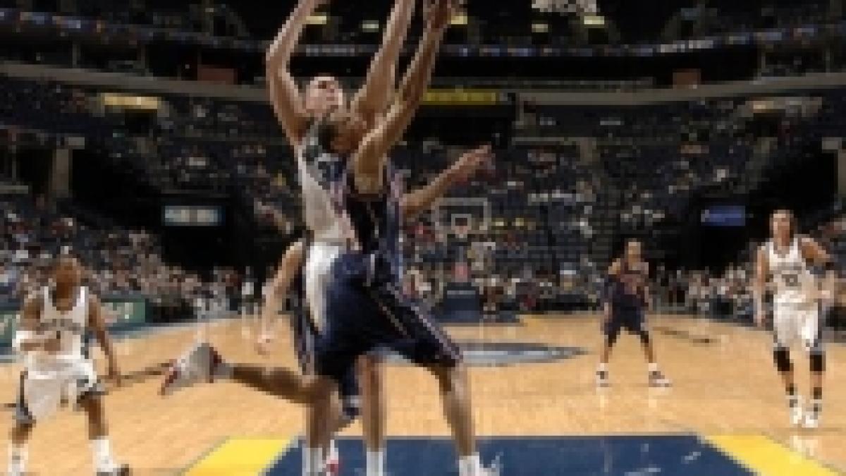 new jersey nets umilesc denver nuggets cu 114 70 si spera la playoff video
