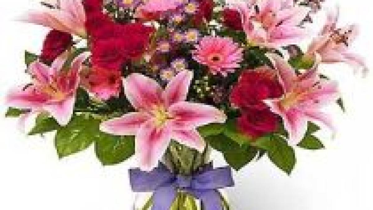 protest in marea britanie fata de o firma care importa flori din israel