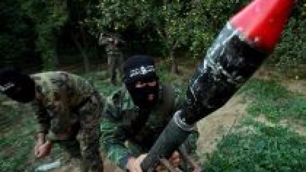 gaza doua rachete au lovit sudul israelului acordul de pace ar putea fi amanat