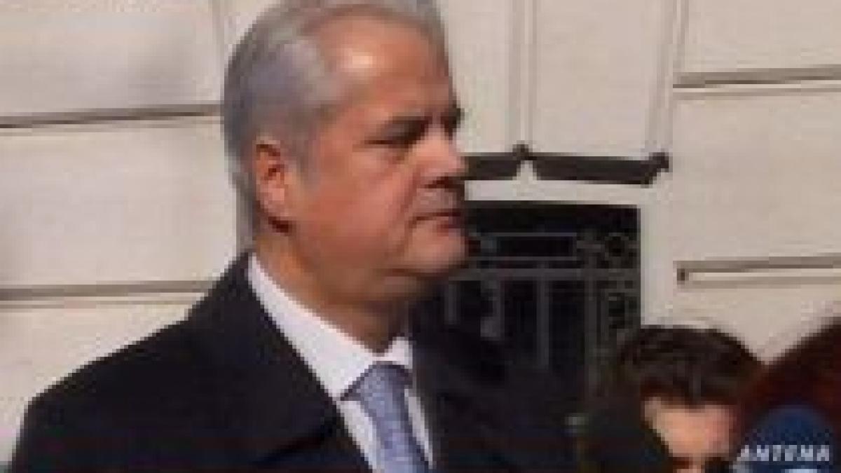 nastase demisionez din parlament odata cu basescu care se ascunde in spatele imunitatii