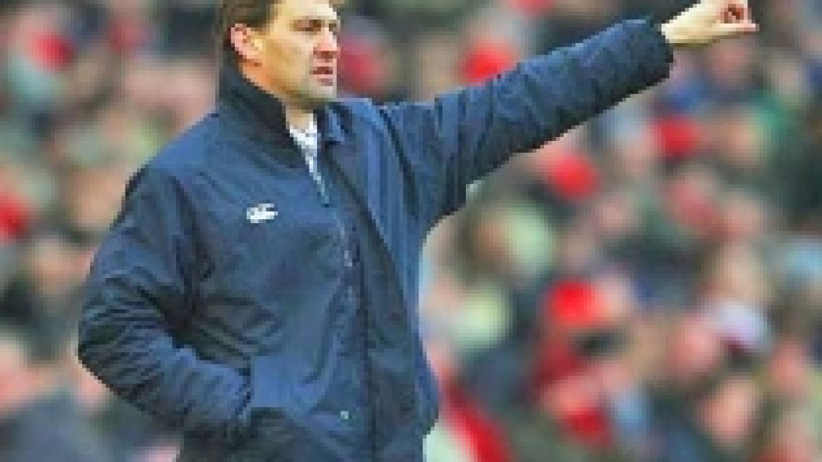 portsmouth aflata in focurile retrogradarii l a concediat pe antrenorul tony adams