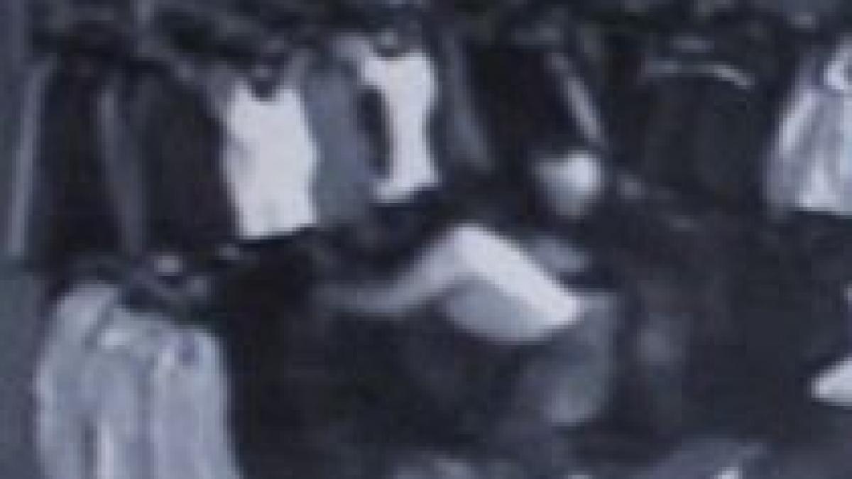 Dispari în 17 secunde. Furt ultrarapid, la un magazin de haine din Arad (VIDEO)