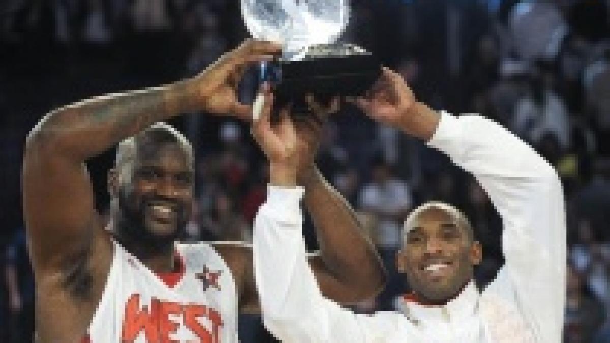 ca pe vremuri kobe shaq au facut show la all star game iar vestul a castigat cu 146 119 video