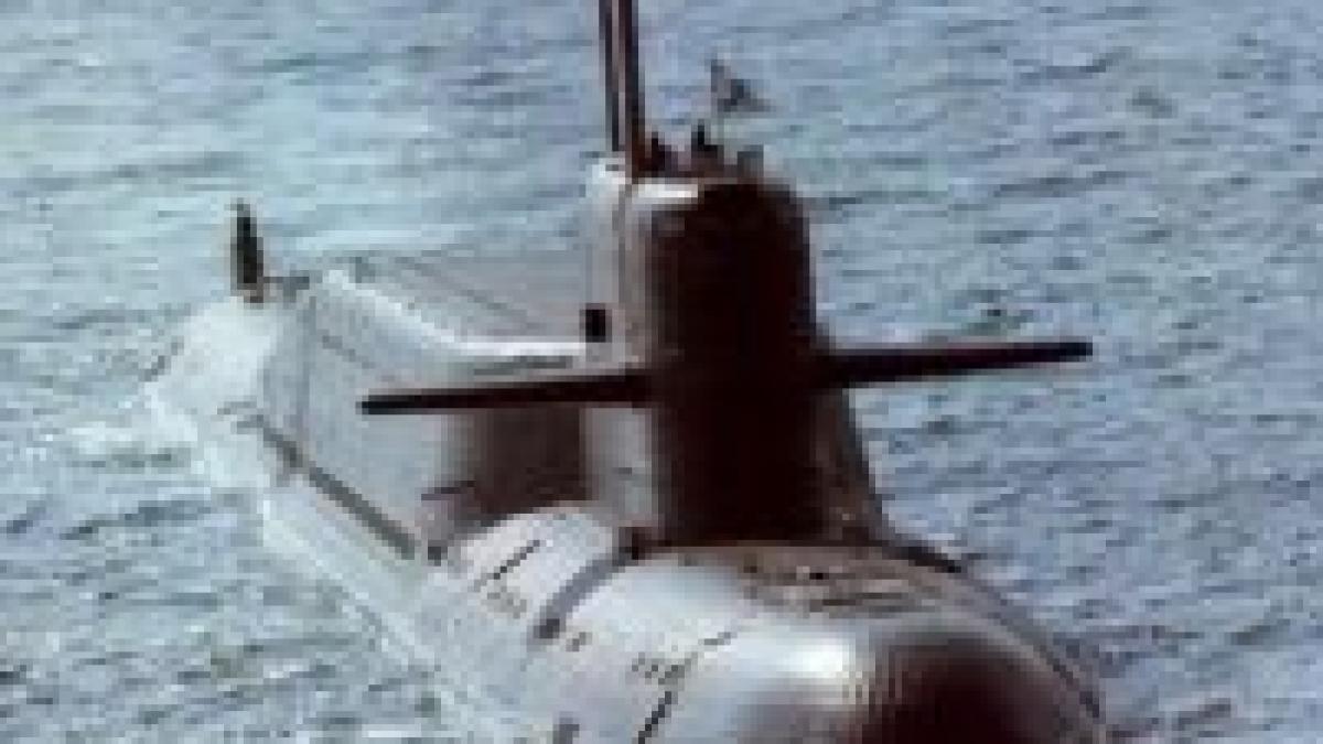 un submarin nuclear britanic si unul francez s au ciocnit in oceanul atlantic