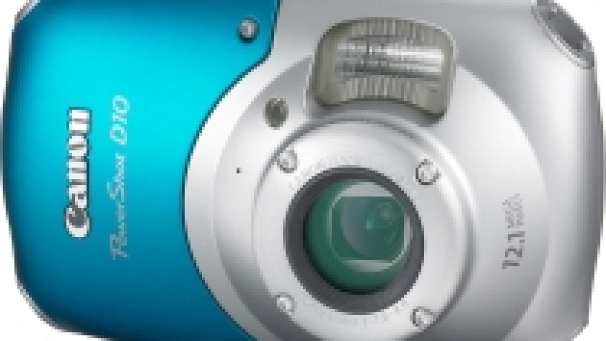 canon powershot d10 o camera foto cu aspect bizar rezistenta la apa frig si socuri